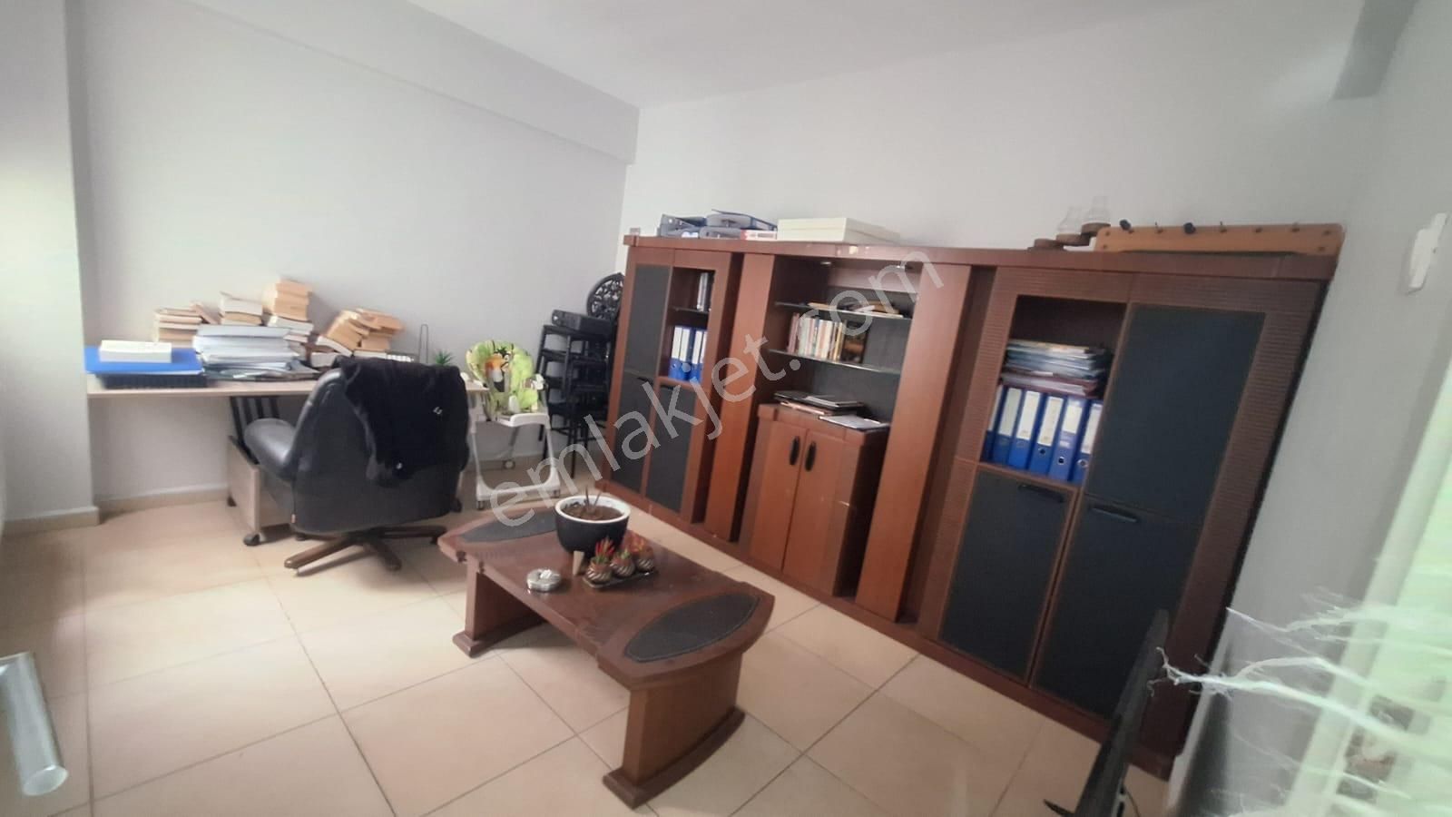 Çanakkale Kordonda Merkezi Konumda Kiralık 4+1 İşyeri - Görsel 18