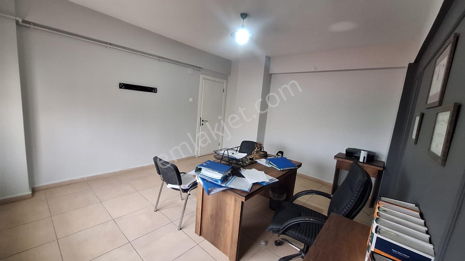 Çanakkale Kordonda Merkezi Konumda Kiralık 4+1 İşyeri - Görsel 22