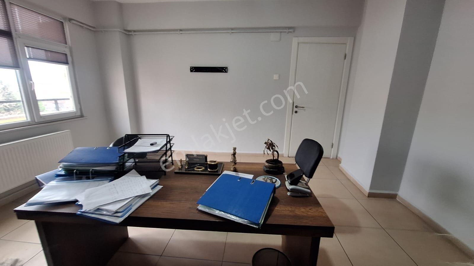 Çanakkale Kordonda Merkezi Konumda Kiralık 4+1 İşyeri - Görsel 21