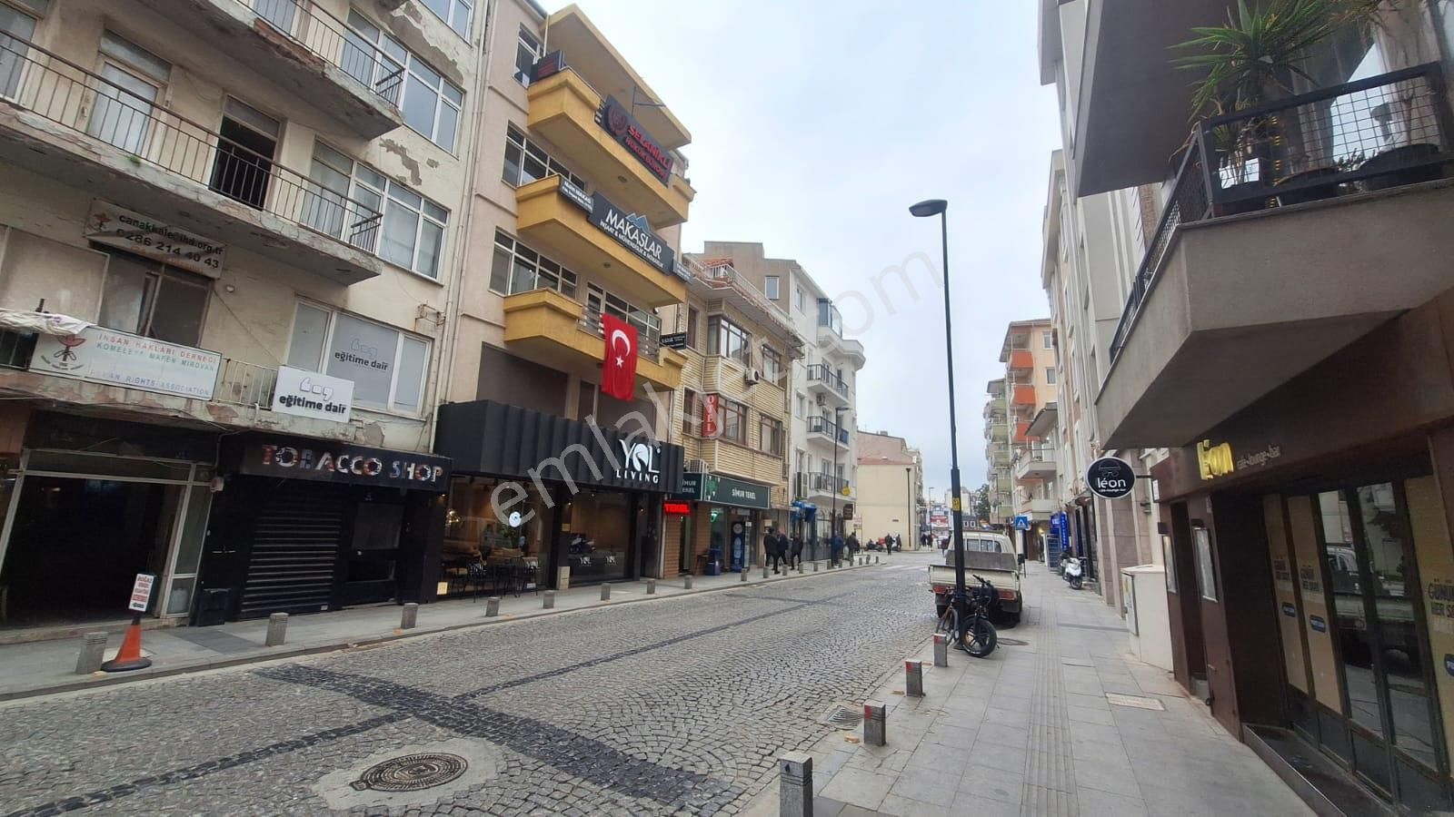 Çanakkale Kordonda Merkezi Konumda Kiralık 4+1 İşyeri