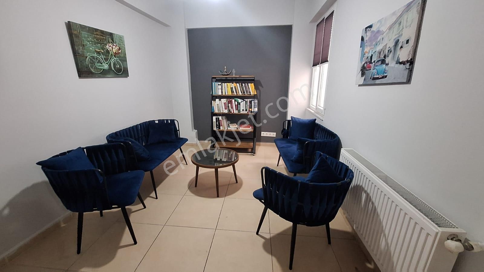 Çanakkale Kordonda Merkezi Konumda Kiralık 4+1 İşyeri - Görsel 13