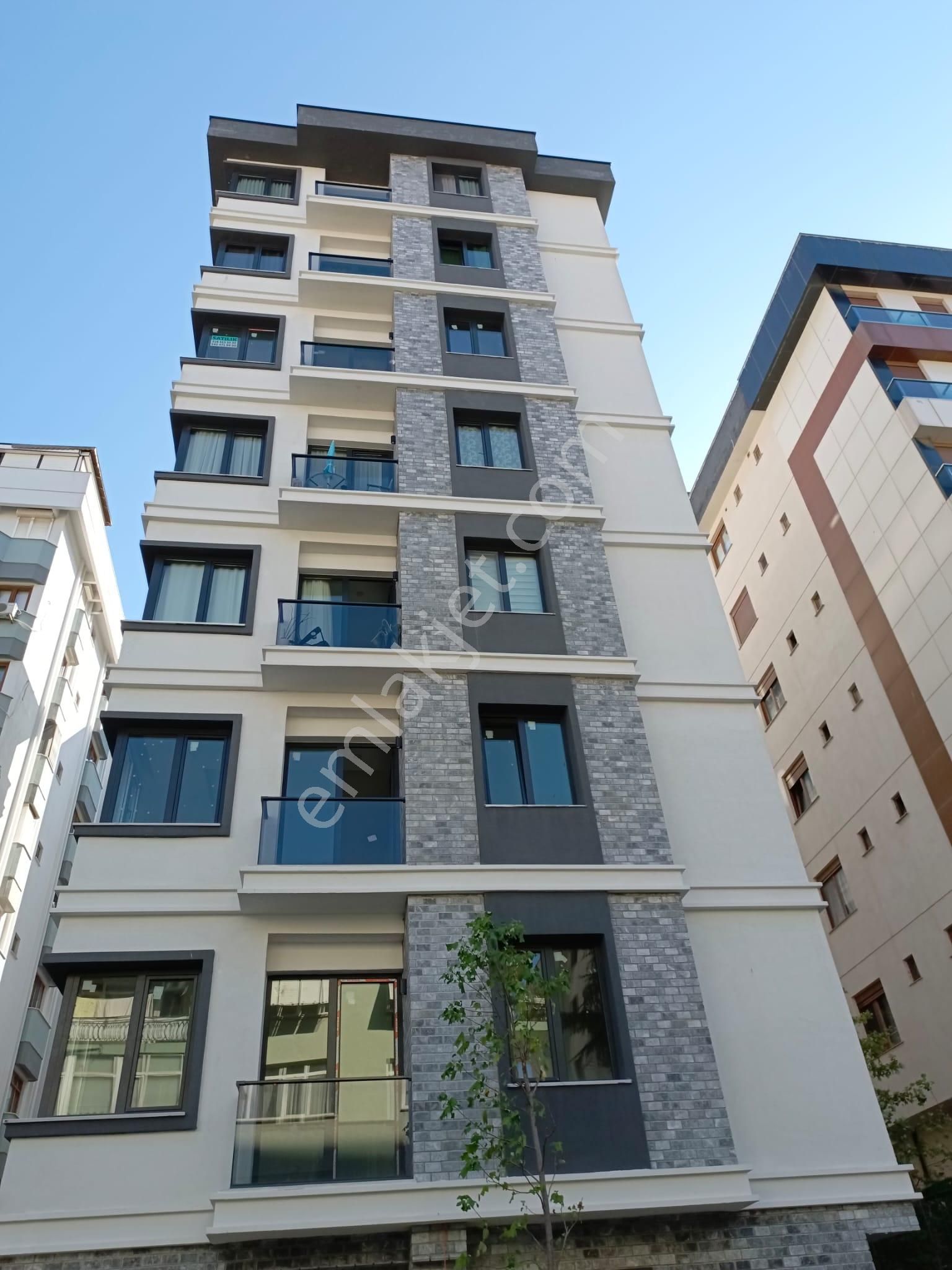 Ziverbey Ana Caddeye 1.paralel De,sıfır Ara Katta,balkonlu Daire - Görsel 35