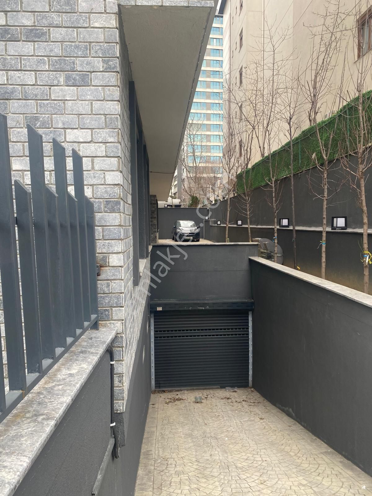 Ziverbey Ana Caddeye 1.paralel De,sıfır Ara Katta,balkonlu Daire - Görsel 31