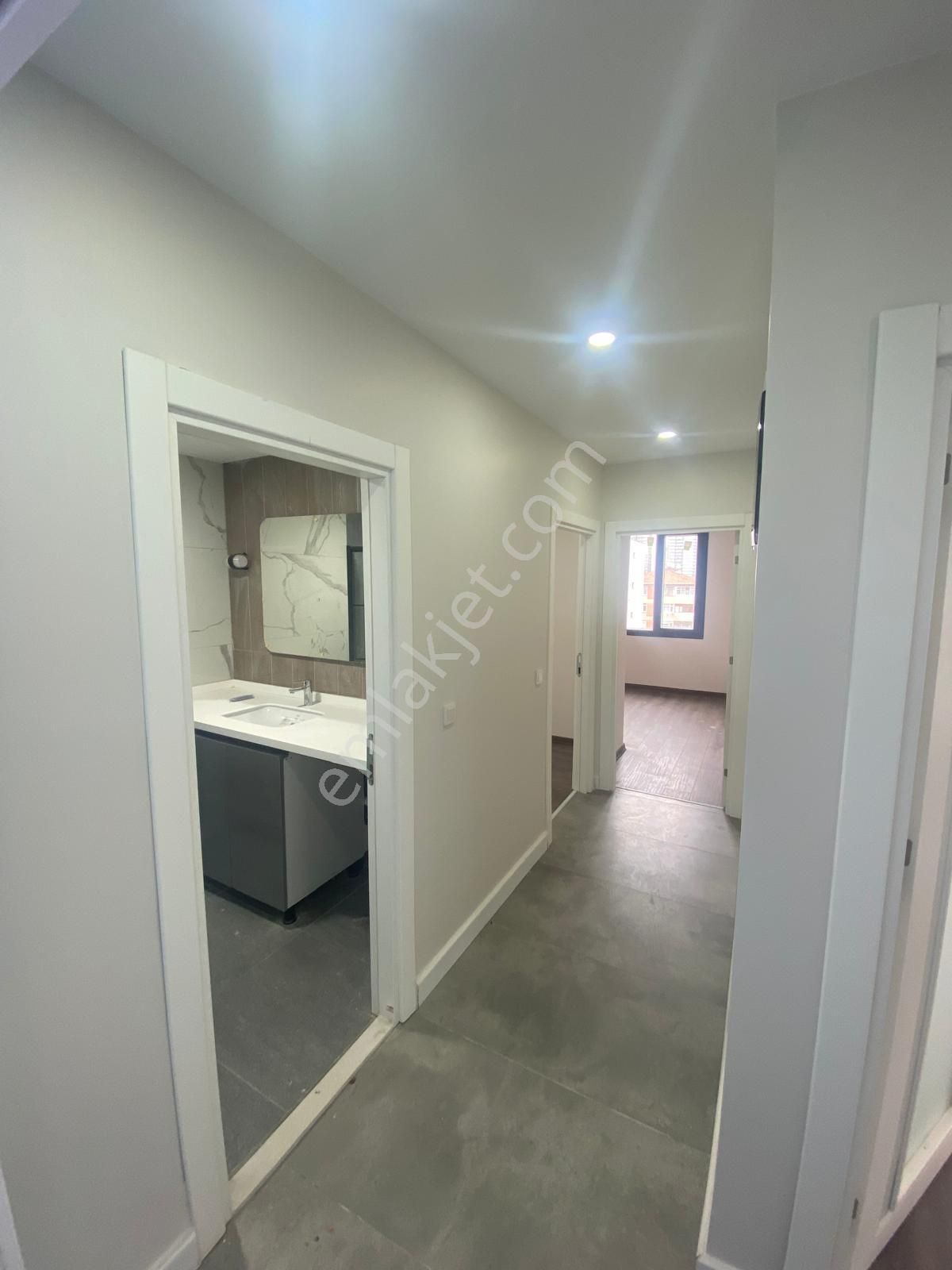 Ziverbey Ana Caddeye 1.paralel De,sıfır Ara Katta,balkonlu Daire - Görsel 16