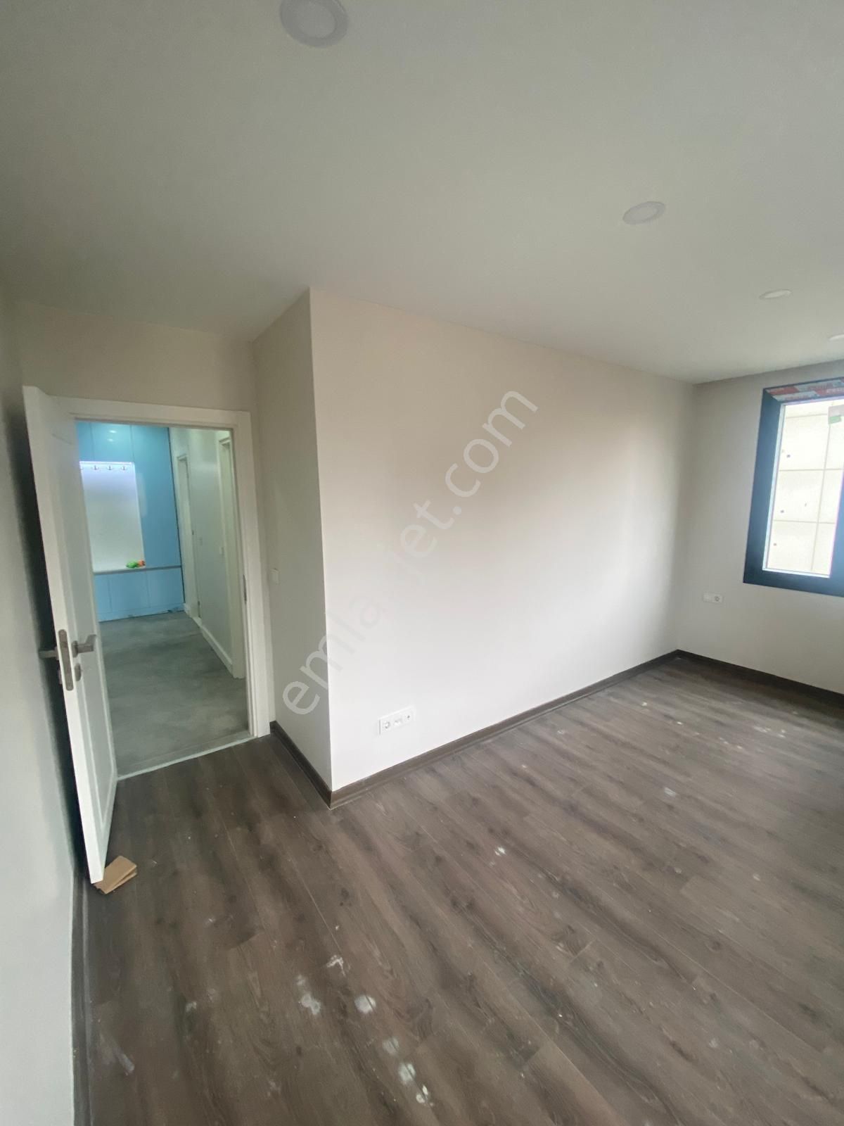 Ziverbey Ana Caddeye 1.paralel De,sıfır Ara Katta,balkonlu Daire - Görsel 23