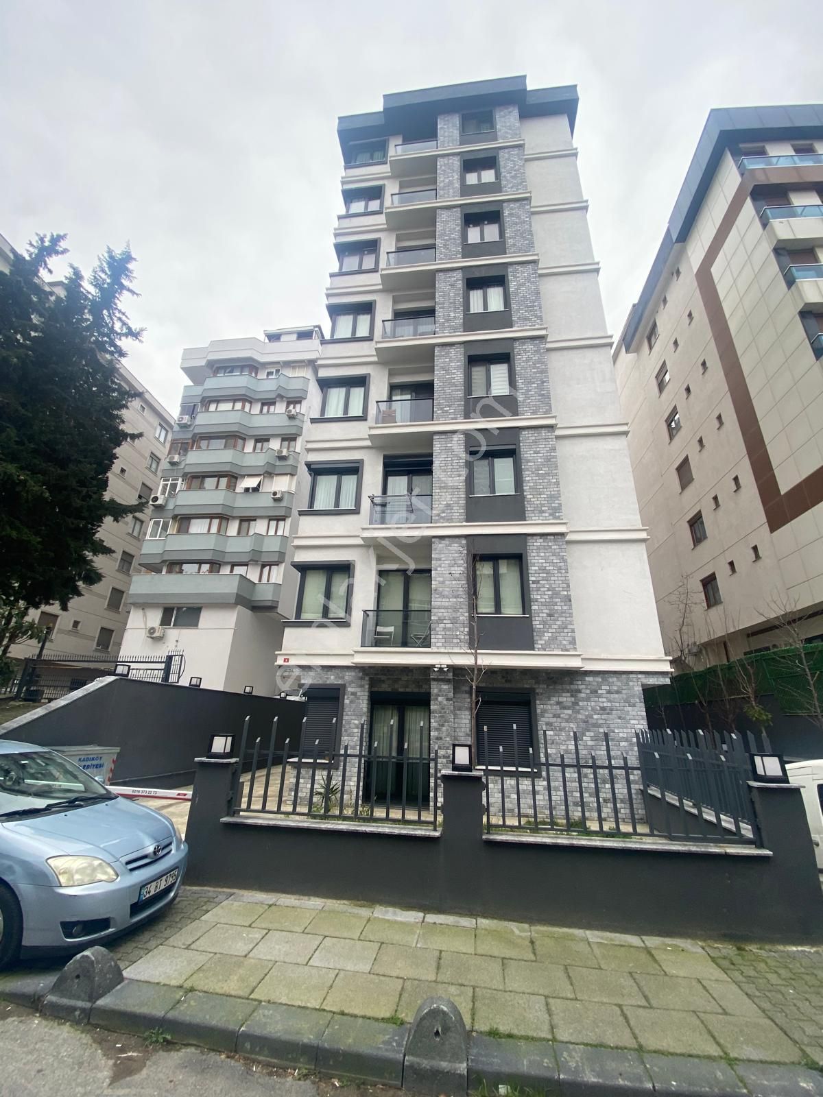 Ziverbey Ana Caddeye 1.paralel De,sıfır Ara Katta,balkonlu Daire - Görsel 33