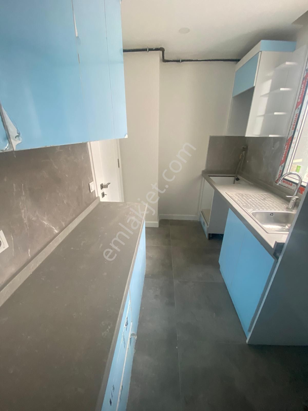 Ziverbey Ana Caddeye 1.paralel De,sıfır Ara Katta,balkonlu Daire - Görsel 10