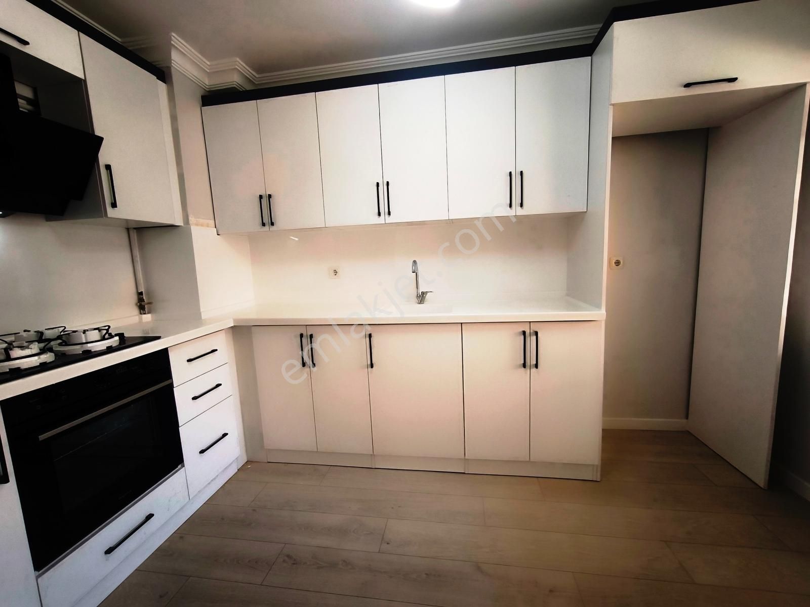 Süvari Mh. Kelebeksu Parkı-gimsa Dibi Ful Yapılı 3+1 Daire - Görsel 4