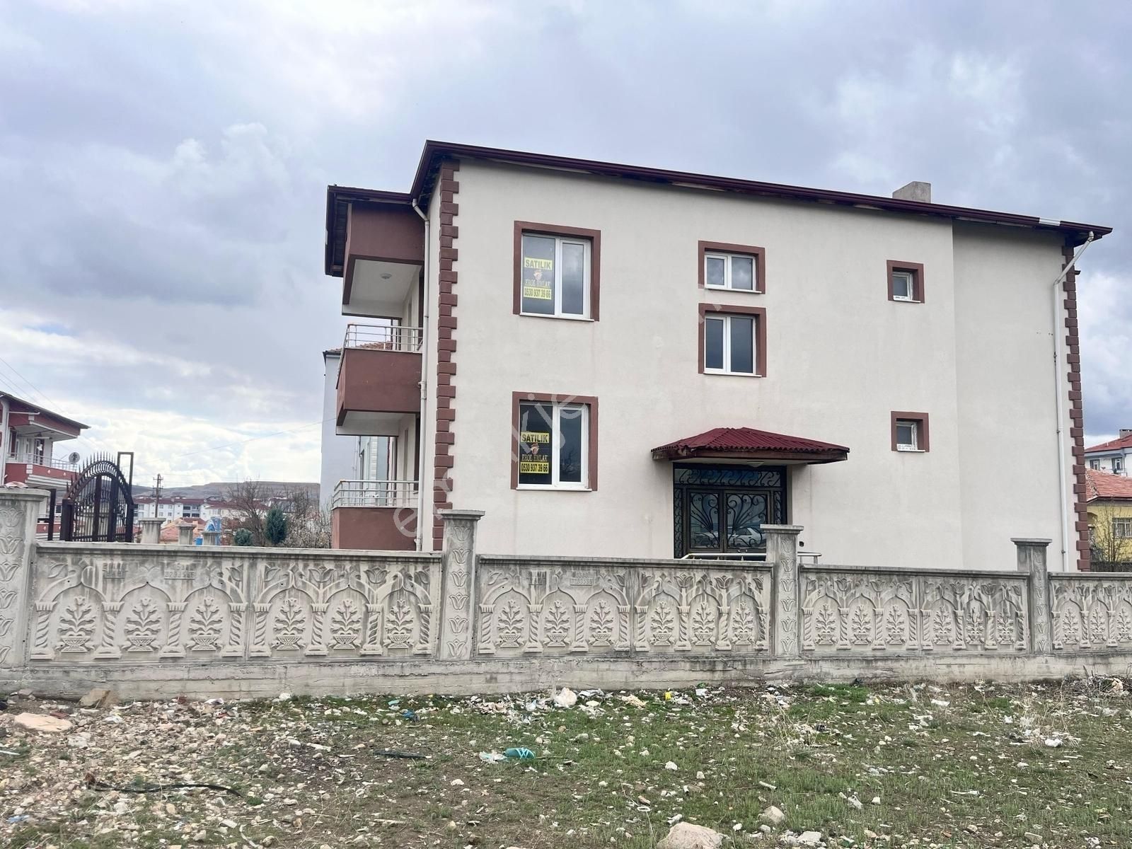 Erol Emlak Tan Satılık Ahmet Efendi Mah Müstakıl 3katlı Ev - Görsel 13