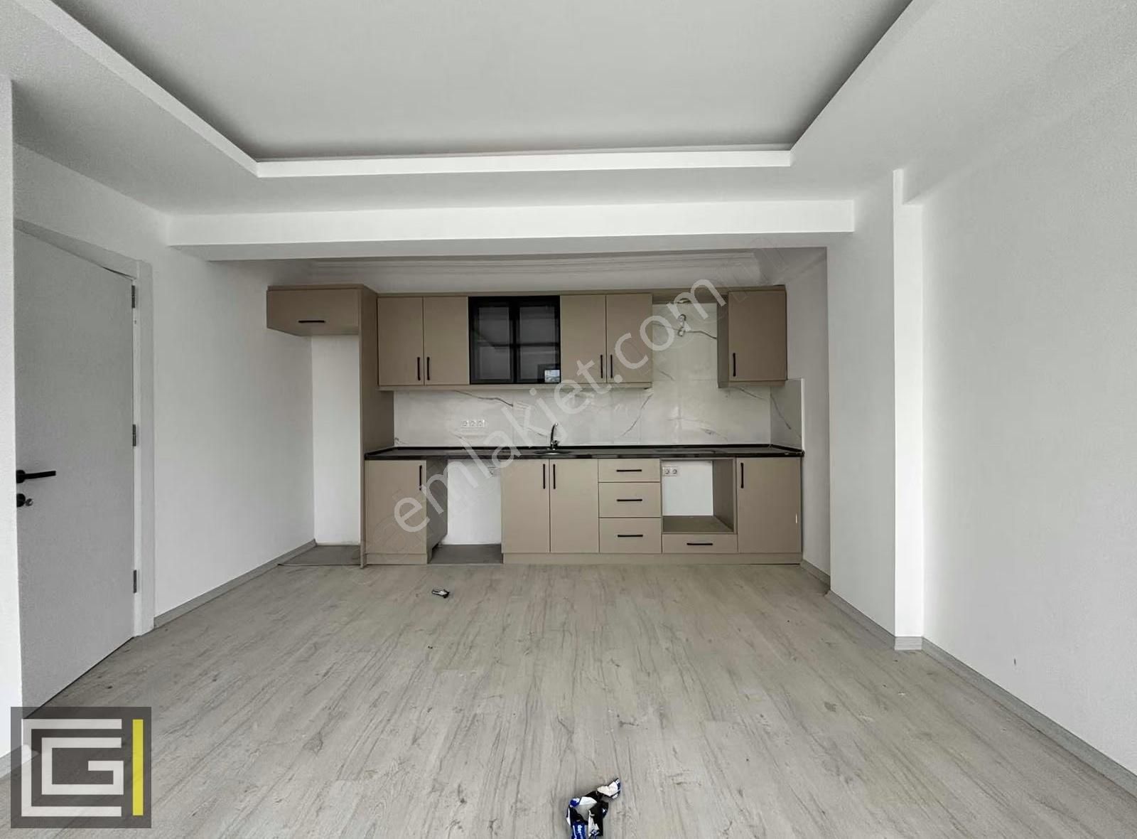 Fırsat !seydikemerde Ara Kat Çok Geniş 1+1 Satılık Sıfır Daire