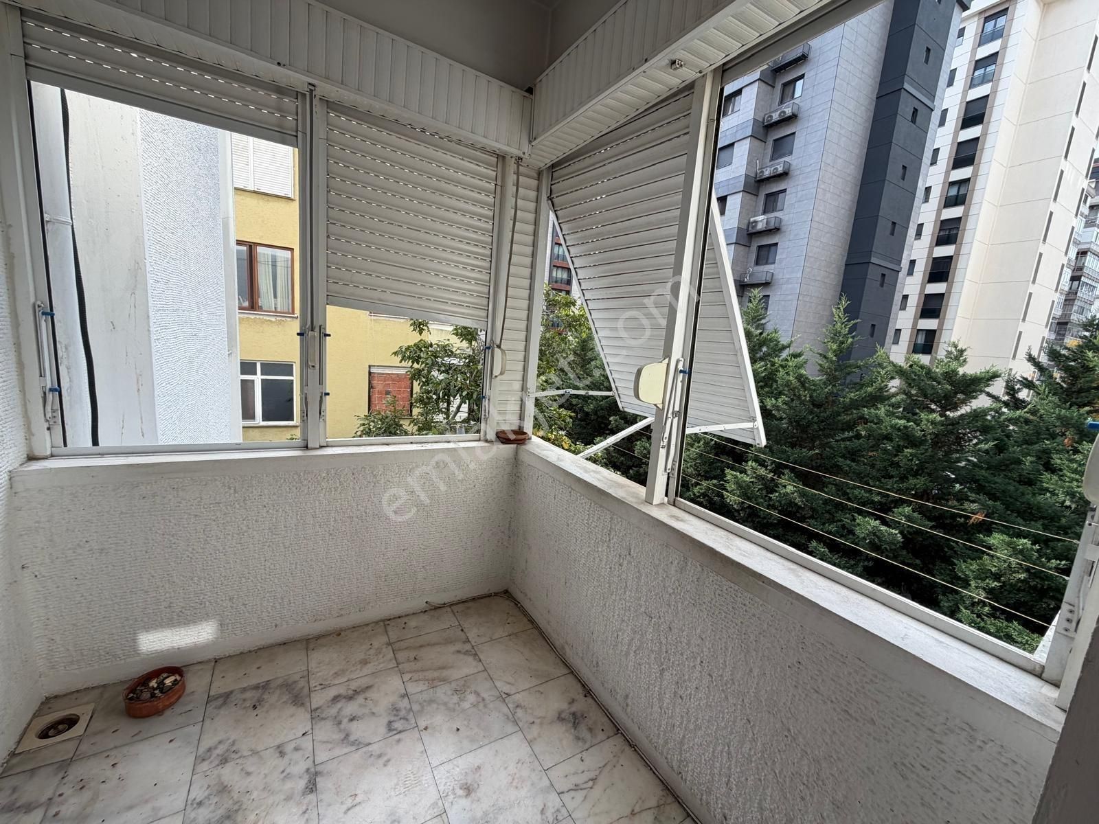 Utkudan Ayşeçavuş Caddesi Üzerinde Balkonlu Satılık Fırsat 3+1 - Görsel 15