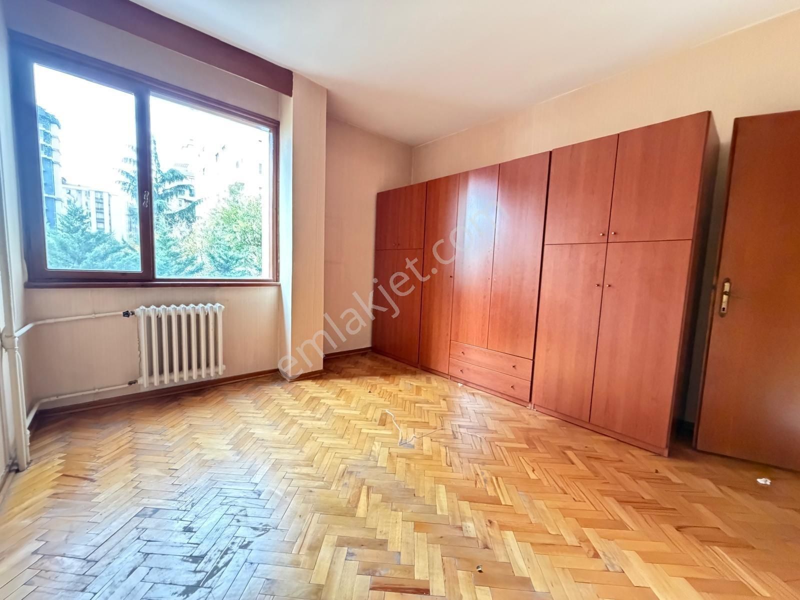 Utkudan Ayşeçavuş Caddesi Üzerinde Balkonlu Satılık Fırsat 3+1 - Görsel 16