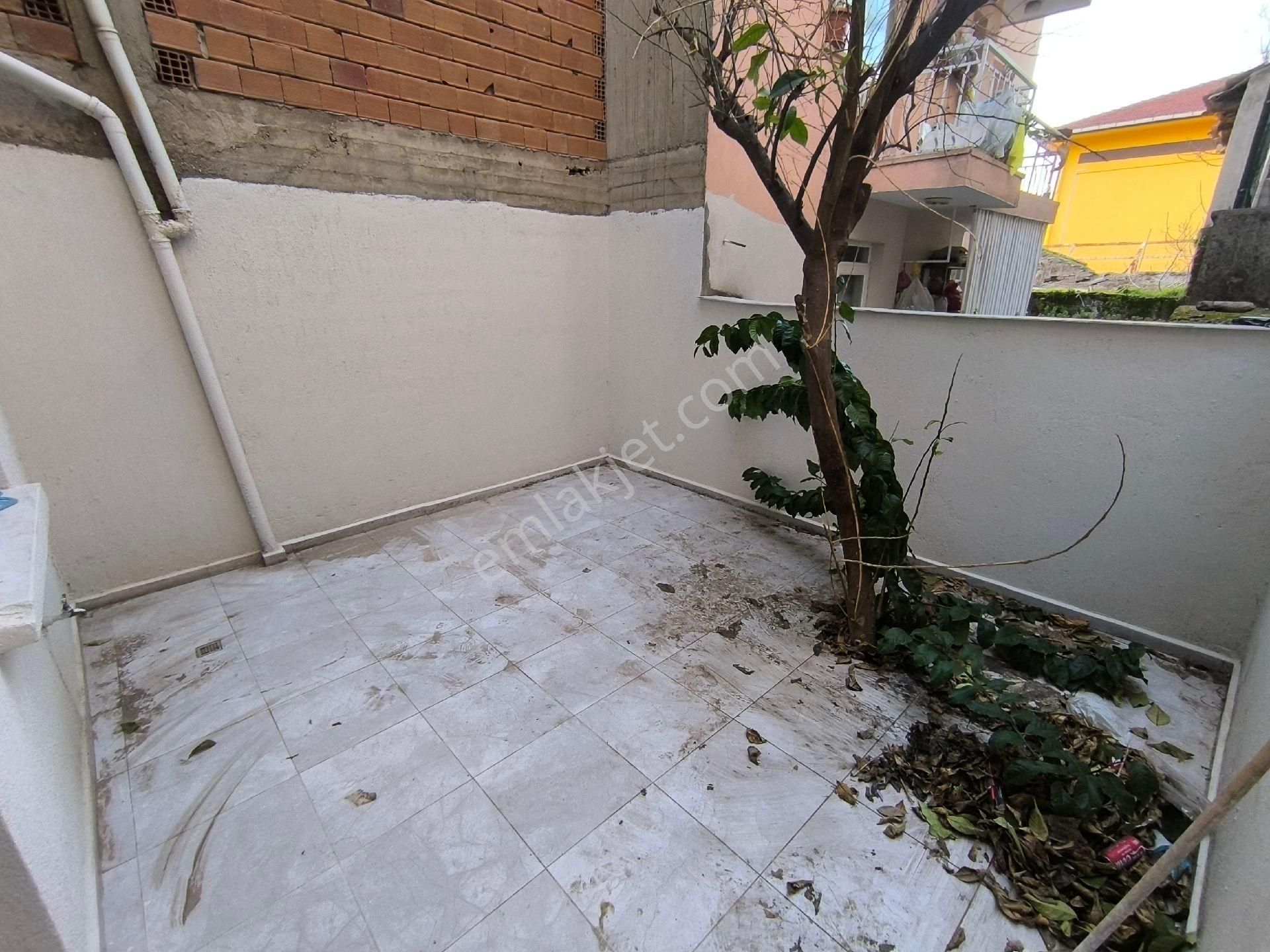 Kaçmaz Emlaktan Şehir Merkezinde Müstakil Ev - Görsel 17