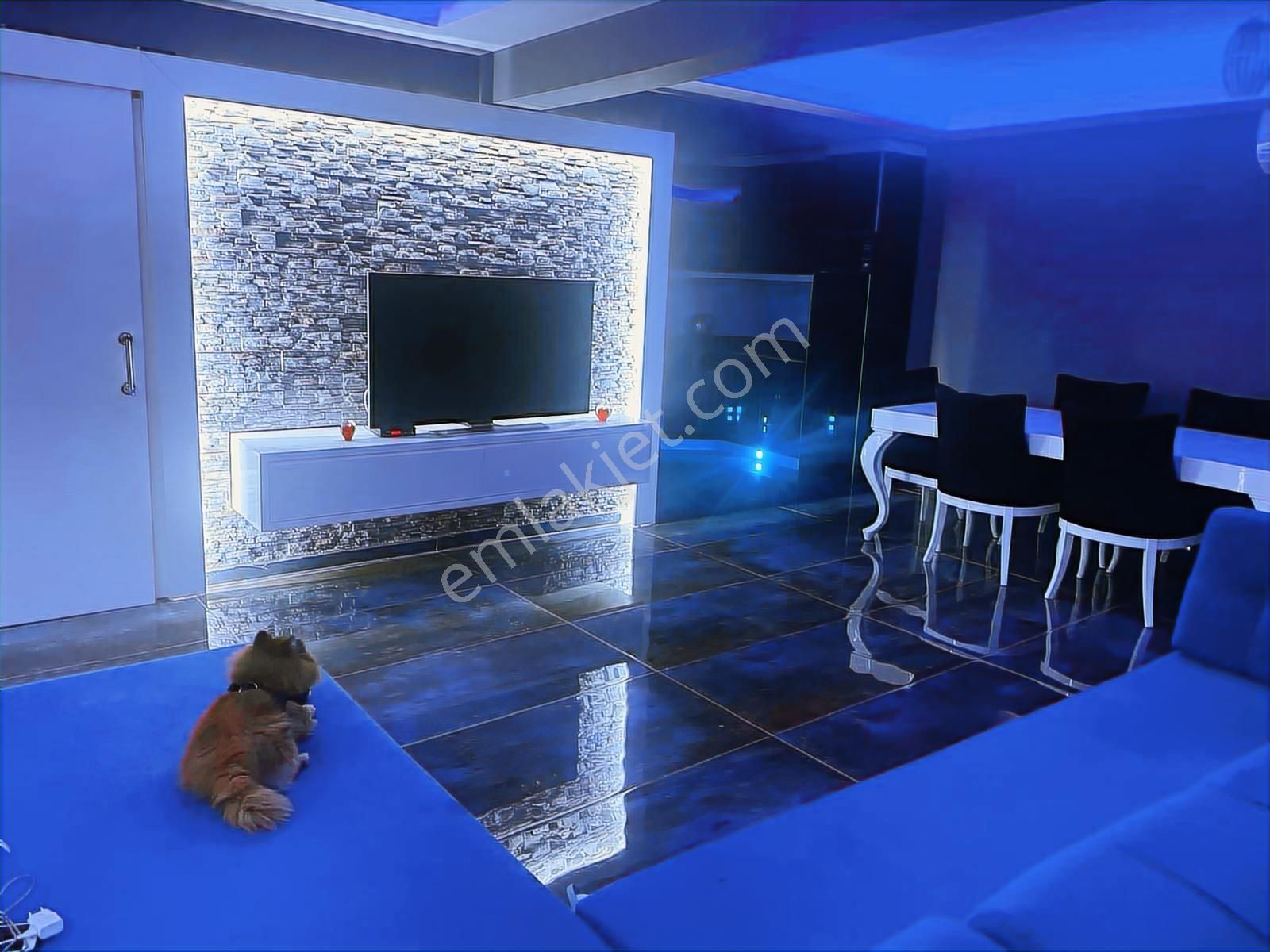 Antalya'da Denize 1,5 Km Eşyalı Havuzlu Sitede Kiralık Villa - Görsel 18