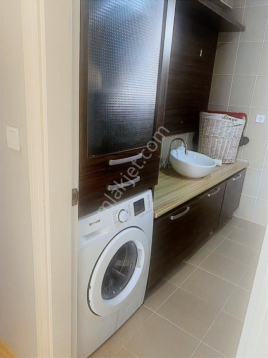 Antalya'da Denize 1,5 Km Eşyalı Havuzlu Sitede Kiralık Villa - Görsel 24