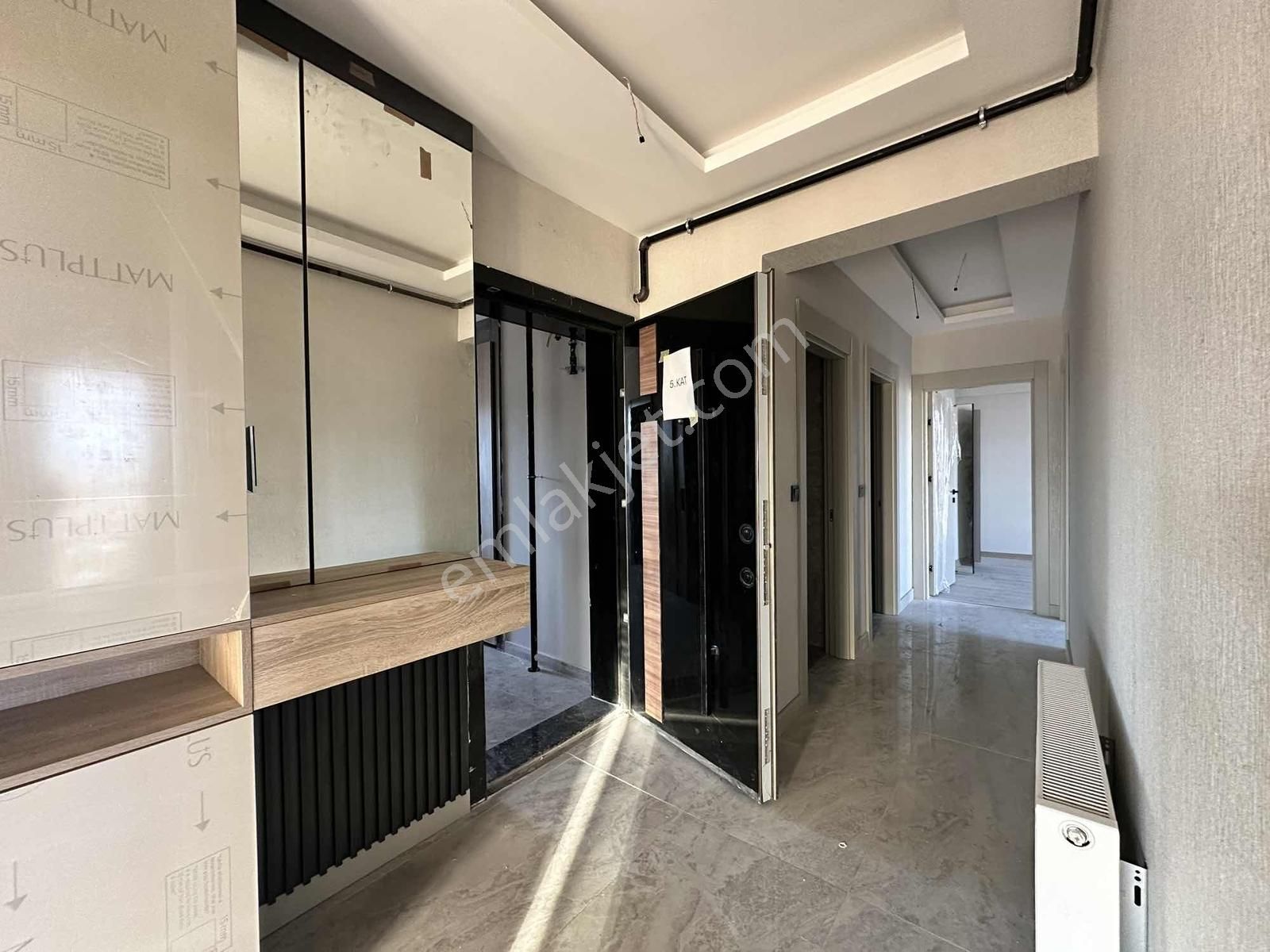 Bağlıca'da Sıfır Kiralık 3+1 Daire,müthiş Manzara,kapalı Otopark - Görsel 15
