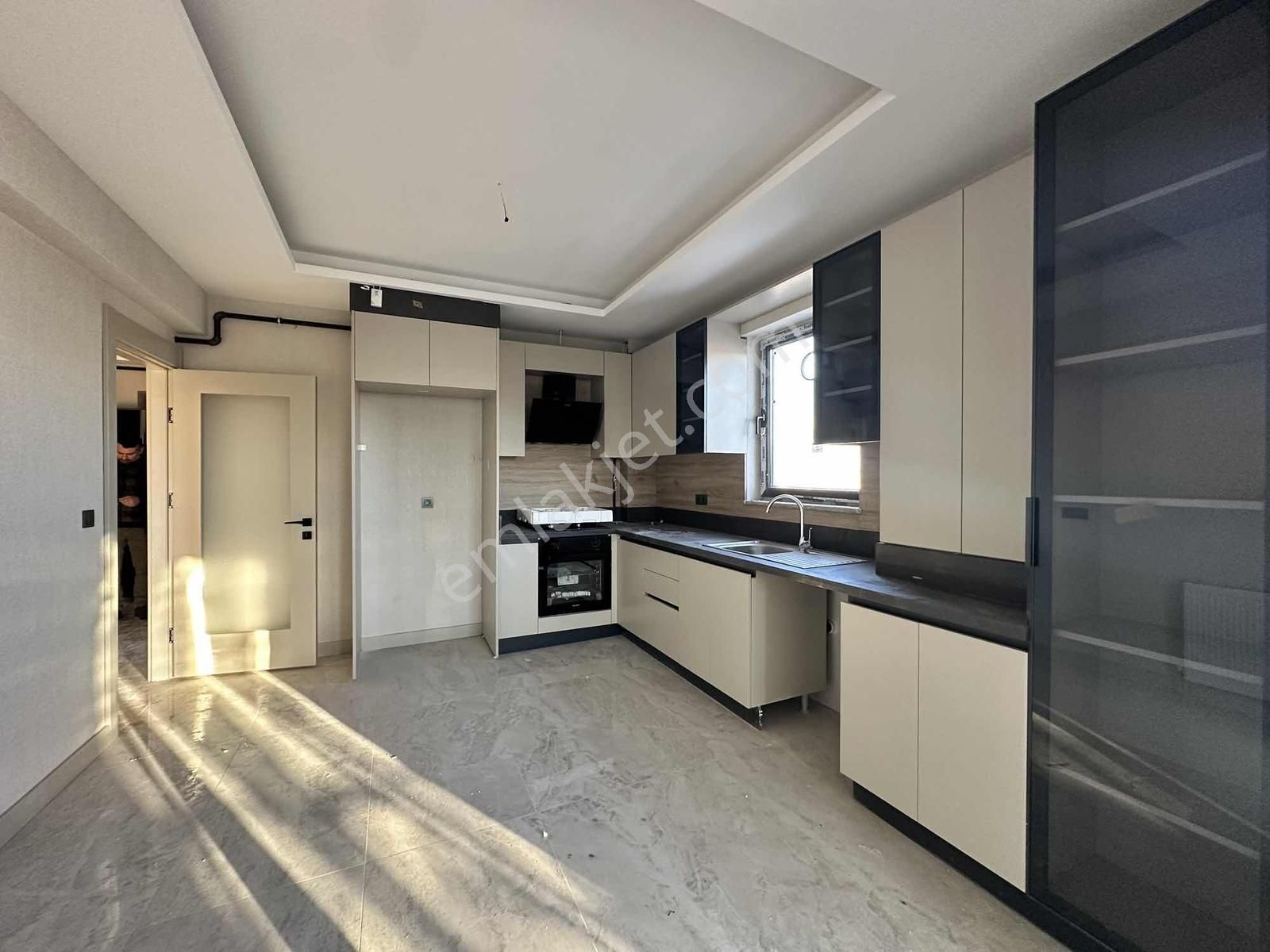 Bağlıca'da Sıfır Kiralık 3+1 Daire,müthiş Manzara,kapalı Otopark