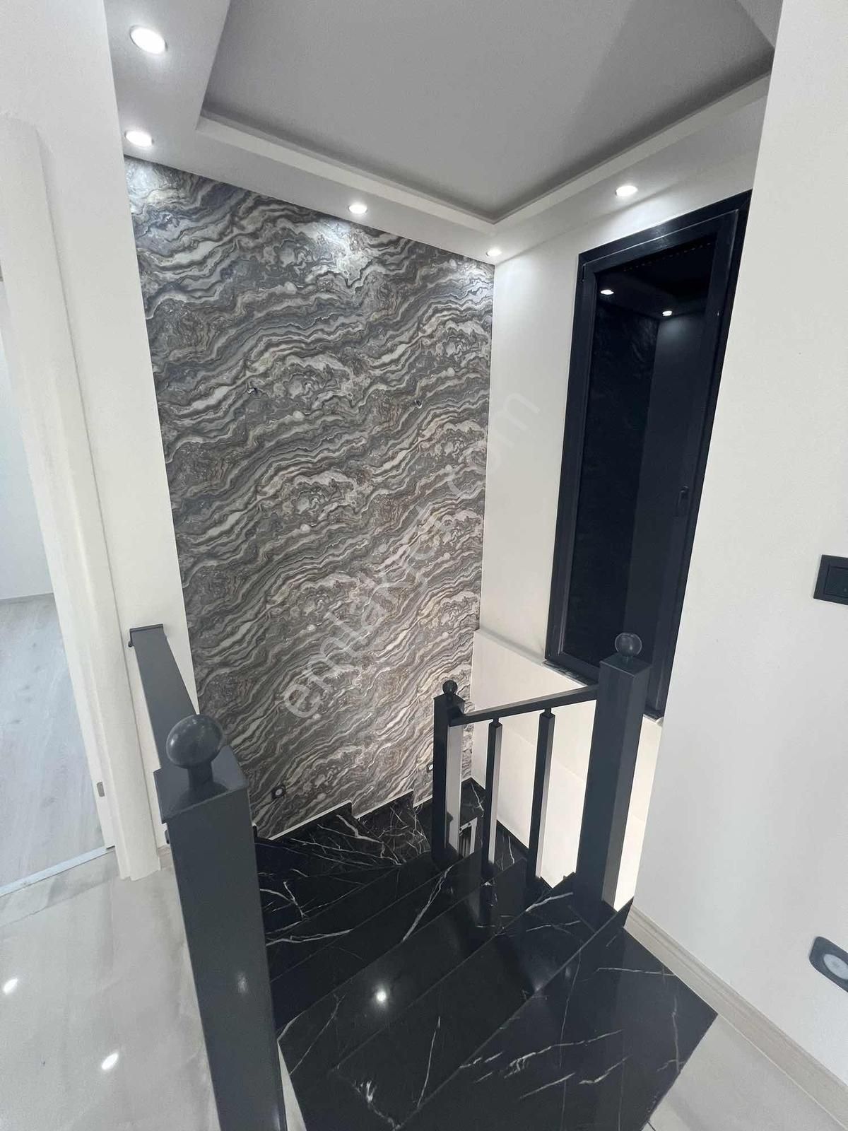 Didim Efeler Villalar Bölgesinde 5+1 Tam Bağımsız Havuzlu Villa - Görsel 18