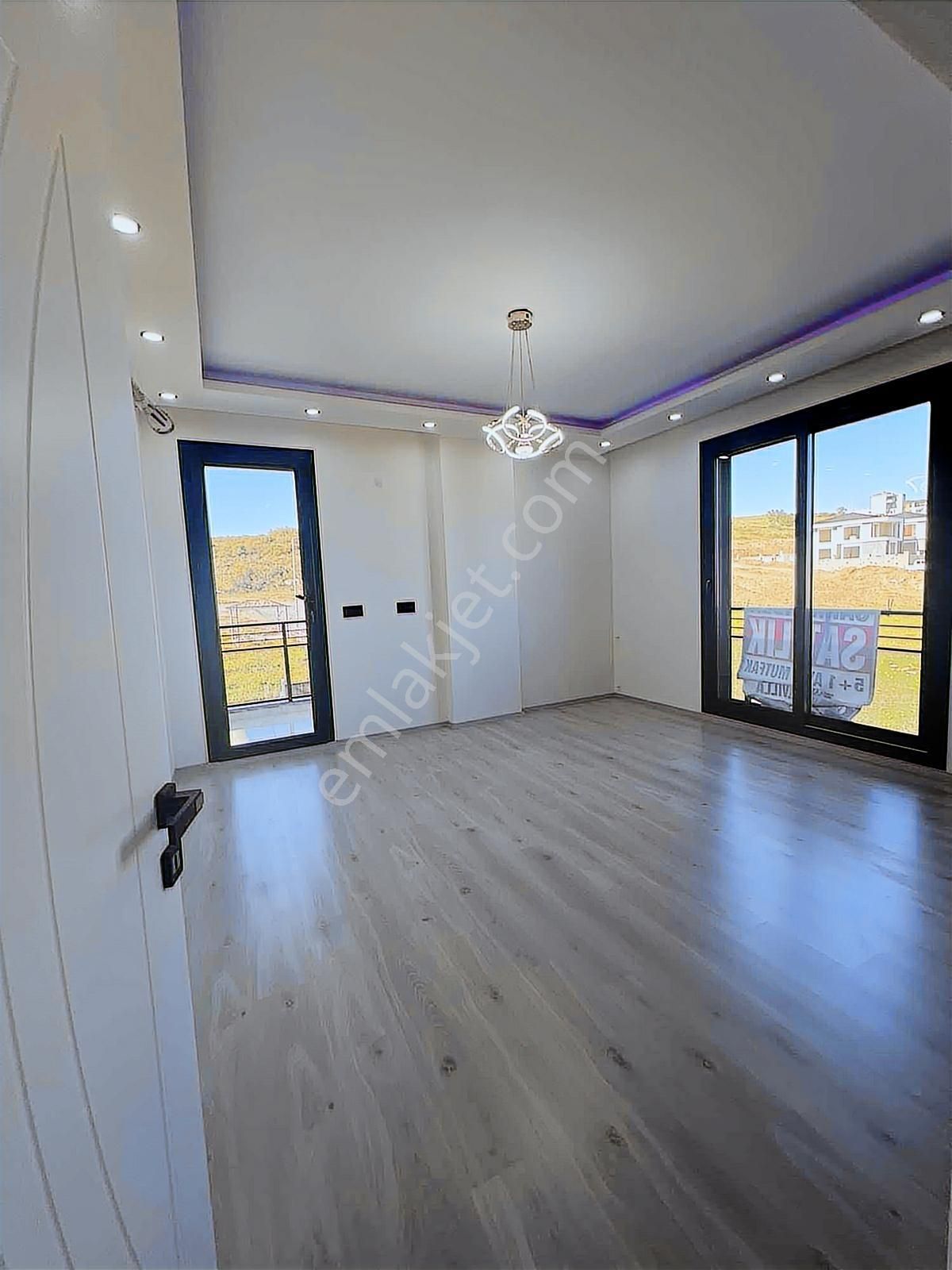 Didim Efeler Villalar Bölgesinde 5+1 Tam Bağımsız Havuzlu Villa - Görsel 22