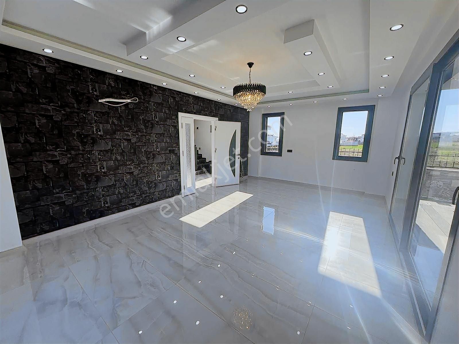 Didim Efeler Villalar Bölgesinde 5+1 Tam Bağımsız Havuzlu Villa - Görsel 9