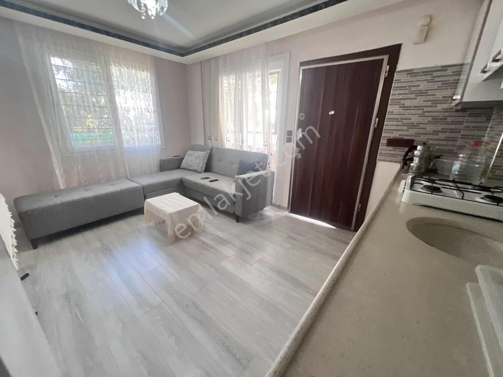 Didim Efeler Atatürk Bulvarına Yakın Ön Cephe 1+1 Eşyalı - Görsel 13