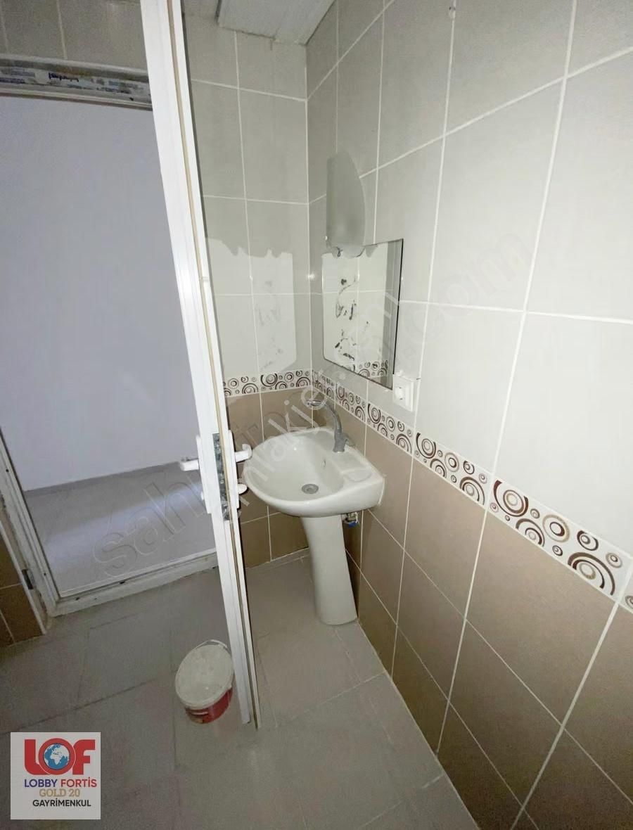 Lobby Fortisten Mehmet Akif Ersoyda 150 M2 Kiralık 3+1 Daire - Görsel 6