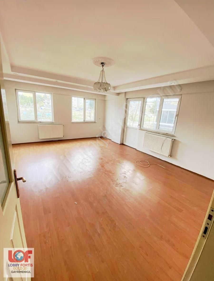 Lobby Fortisten Mehmet Akif Ersoyda 150 M2 Kiralık 3+1 Daire