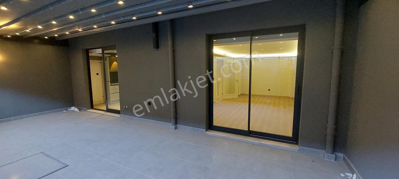 Avcılar Caddebostan Projesinde 150m2 Lüks Bahçeli Dubleks Daire - Görsel 3
