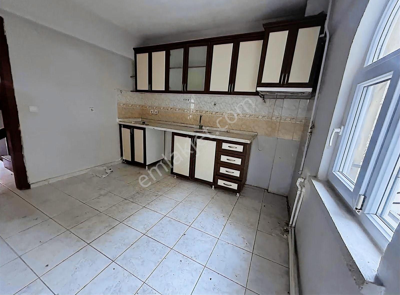 Batıkent Uğur Mumcu Mahallesin'de Kiralık Köşe Müstakil Ev - Görsel 11