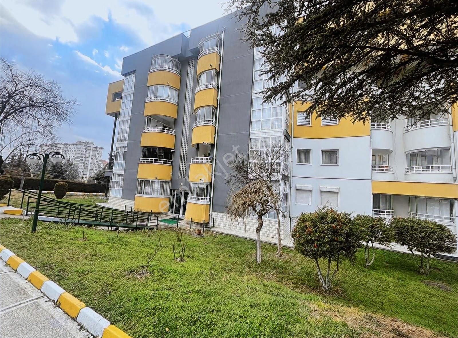 Eryamanda Şık Tasarımlı Full Tadilatlı 3.5+1satılık-modern Yaşam