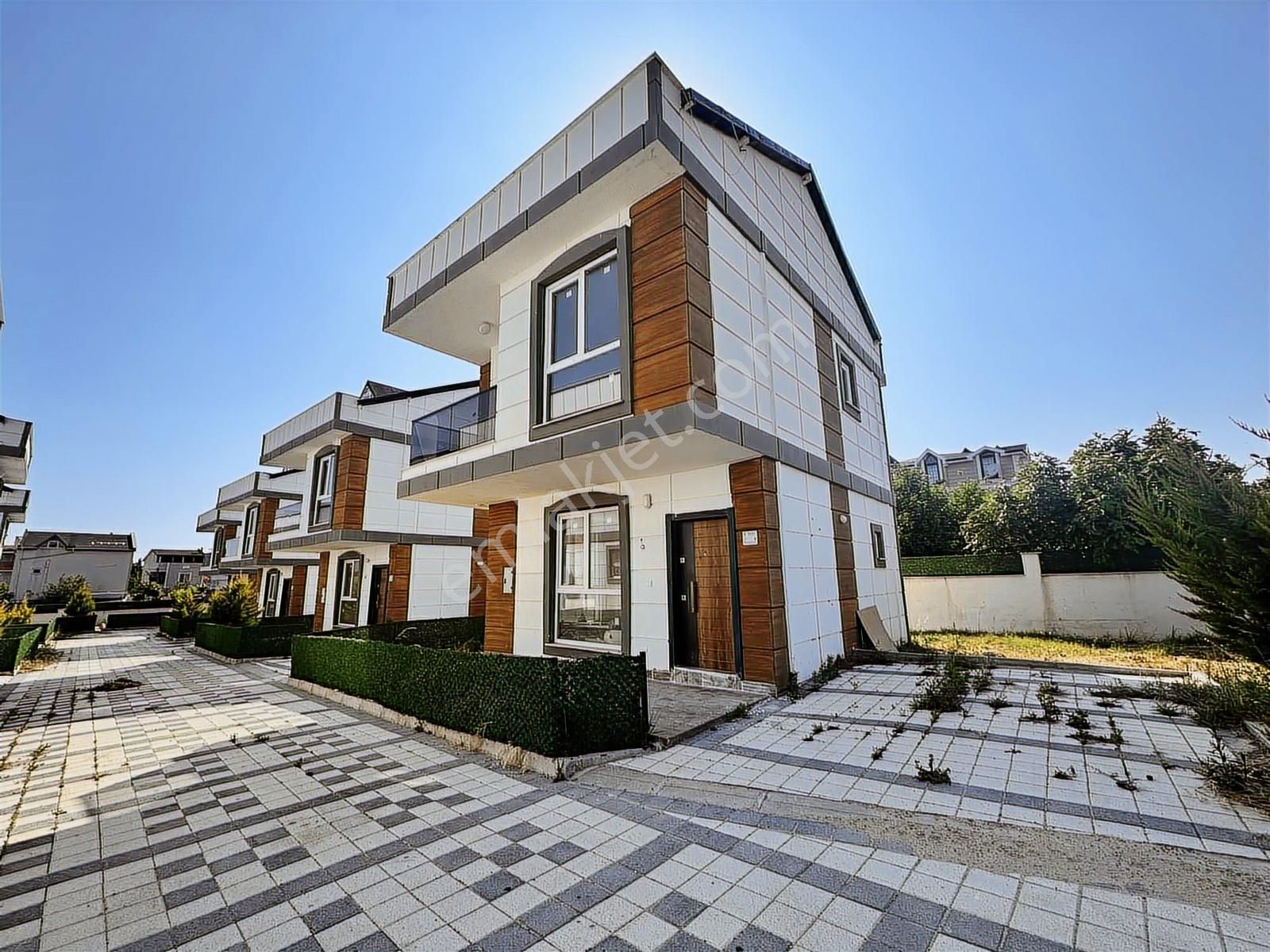 Mega Yapıdan Yeniçiftlikte İskanlı Geniş Bahçeli Lüx Müstakil - Görsel 34