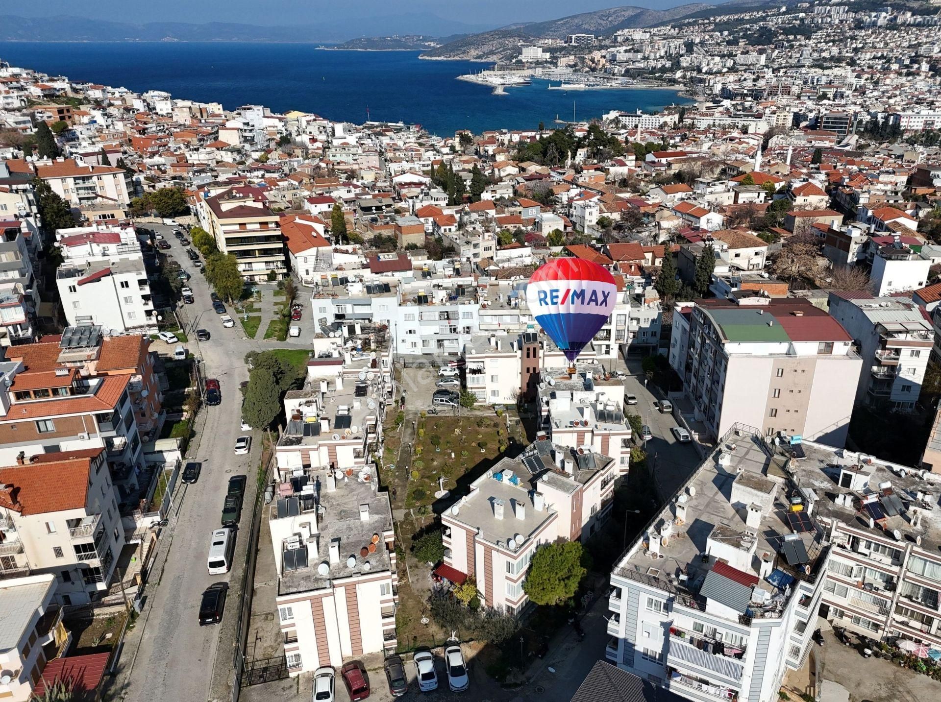 Kuşadası Camiatik Mah. Kılıçoğlu Sitesinde Satılık 3+1 - Görsel 5