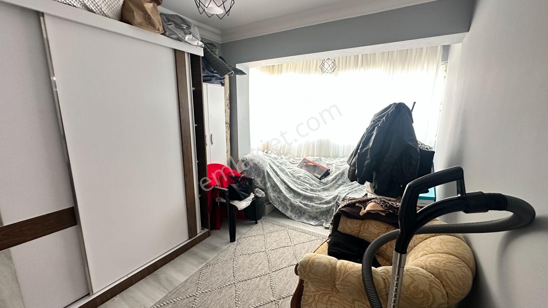 Kuşadası Camiatik Mah. Kılıçoğlu Sitesinde Satılık 3+1 - Görsel 12