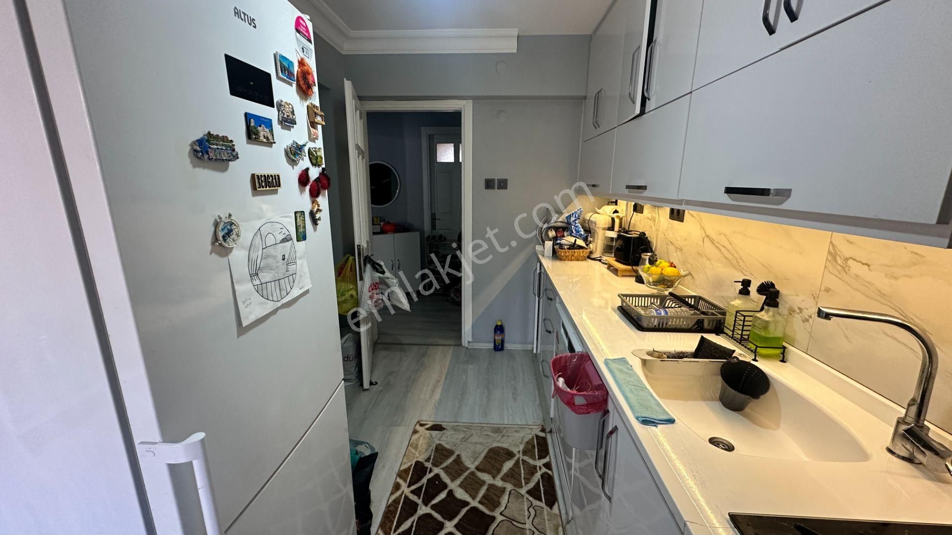 Kuşadası Camiatik Mah. Kılıçoğlu Sitesinde Satılık 3+1 - Görsel 10