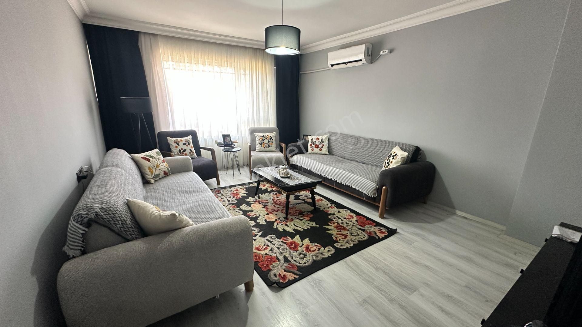 Kuşadası Camiatik Mah. Kılıçoğlu Sitesinde Satılık 3+1 - Görsel 7