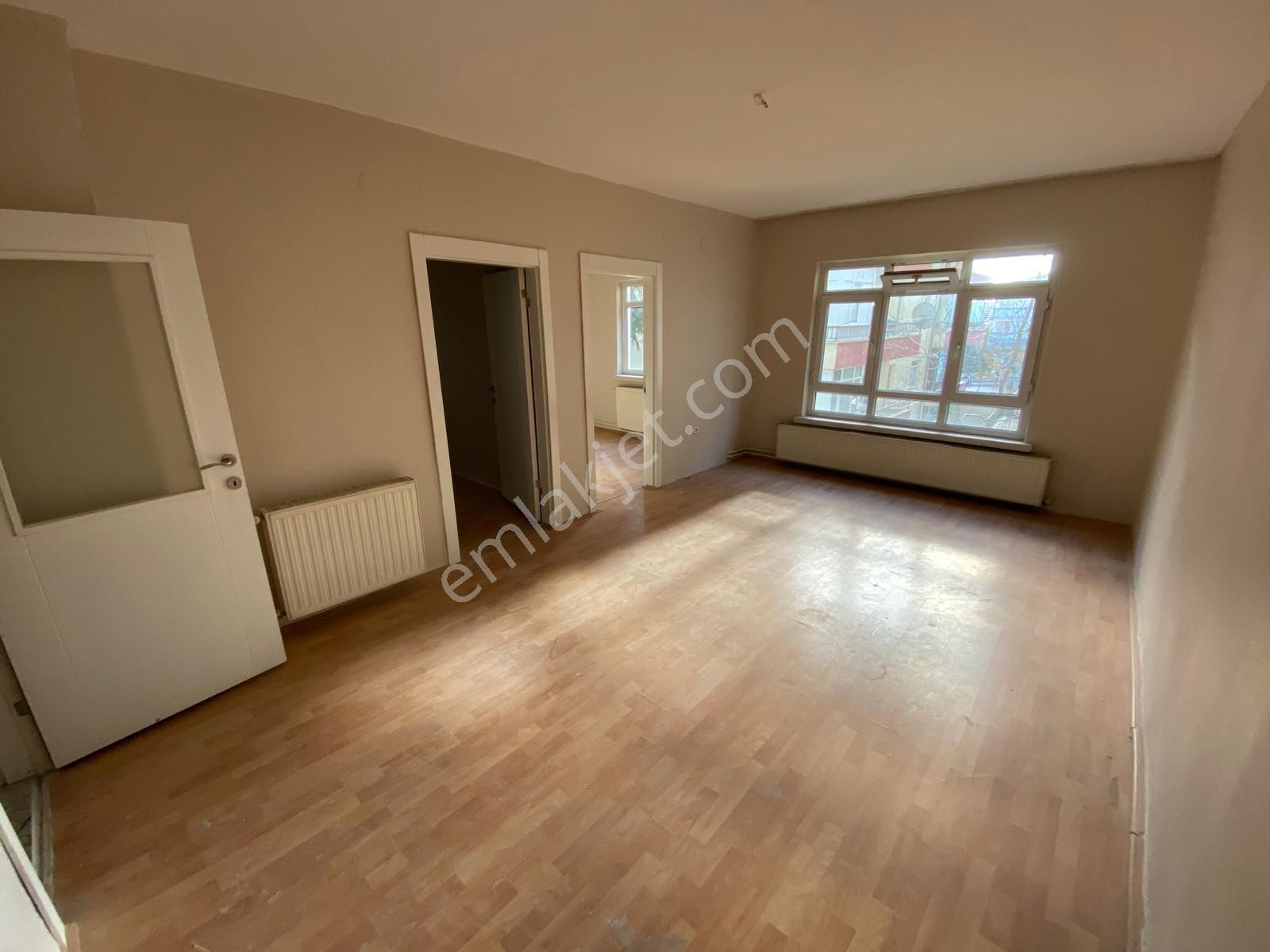 Refik Saydam Cad. Yakını 3+1 Altında Daire Olan Y.giriş - Görsel 11