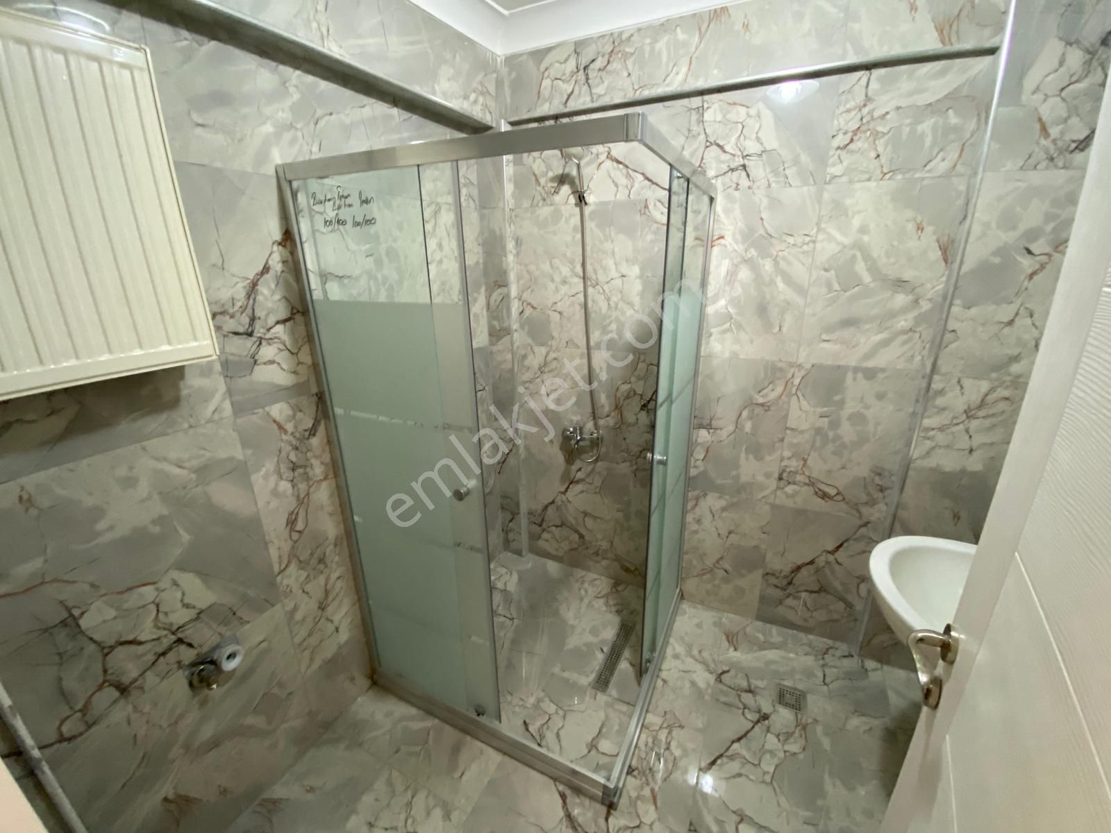 Refik Saydam Cad. Yakını 3+1 Altında Daire Olan Y.giriş - Görsel 18