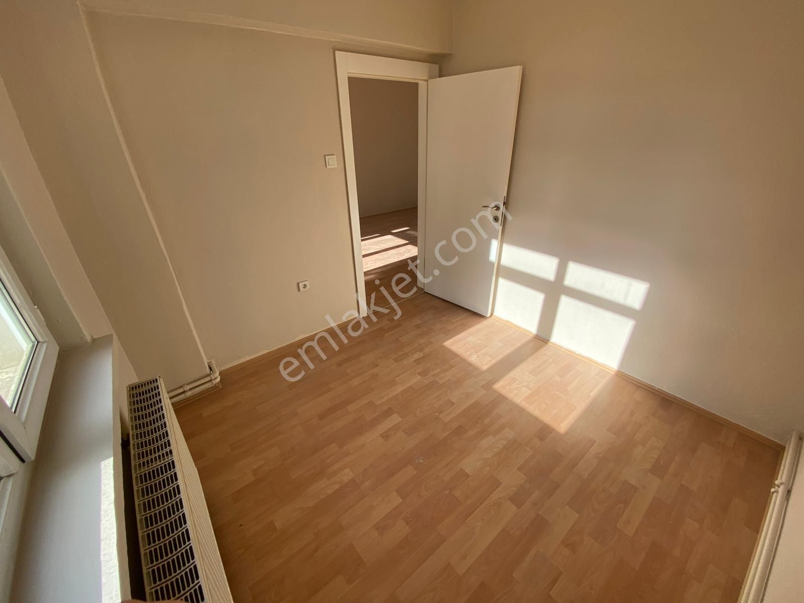 Refik Saydam Cad. Yakını 3+1 Altında Daire Olan Y.giriş - Görsel 7