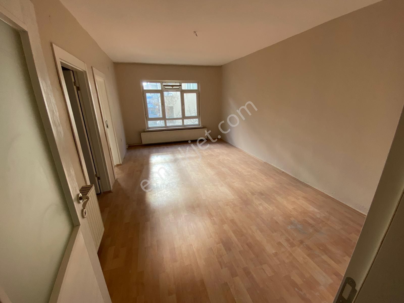 Refik Saydam Cad. Yakını 3+1 Altında Daire Olan Y.giriş - Görsel 9