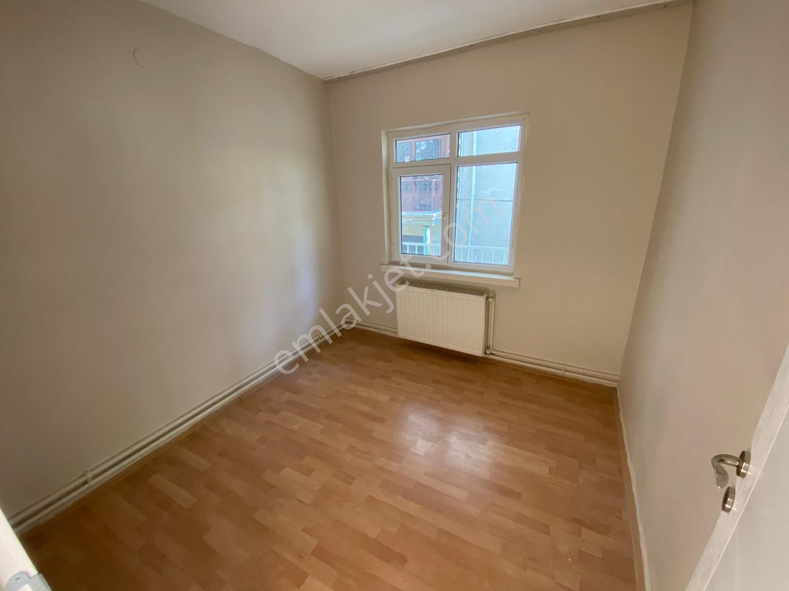 Refik Saydam Cad. Yakını 3+1 Altında Daire Olan Y.giriş - Görsel 5