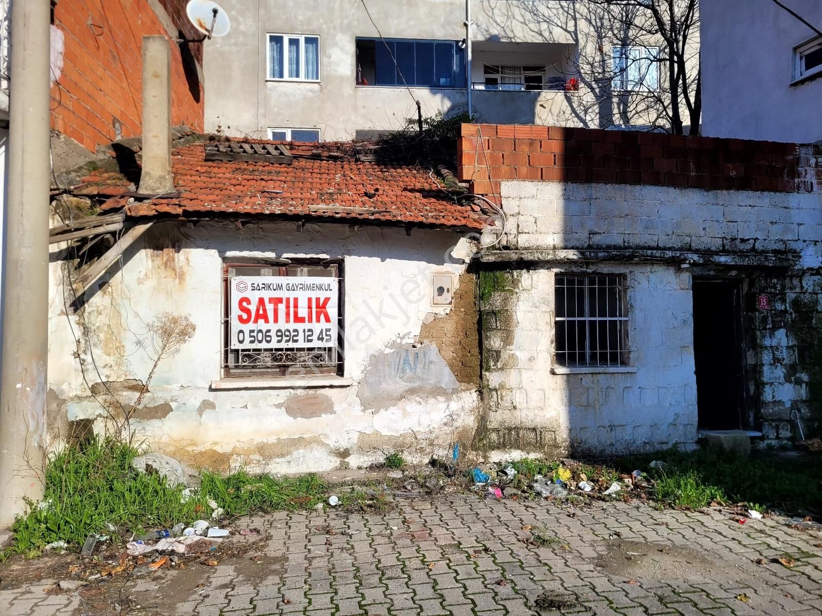 Edremit Tuzcumurat Mah.de Tadilatlık Müstakil Ev