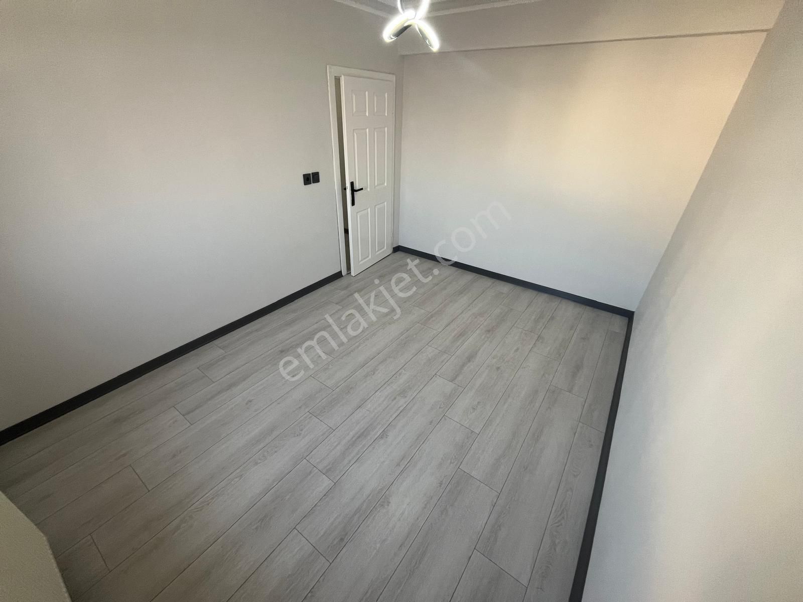 Pınarbaşı Mah"de 3+1 Ara Katta Asansörlü Full Yapılı Daire - Görsel 33