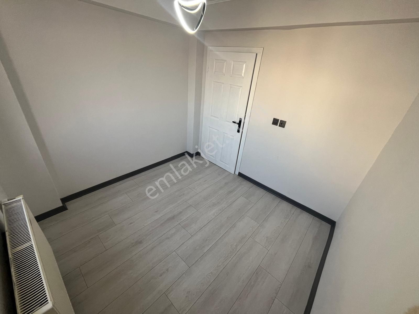 Pınarbaşı Mah"de 3+1 Ara Katta Asansörlü Full Yapılı Daire - Görsel 8