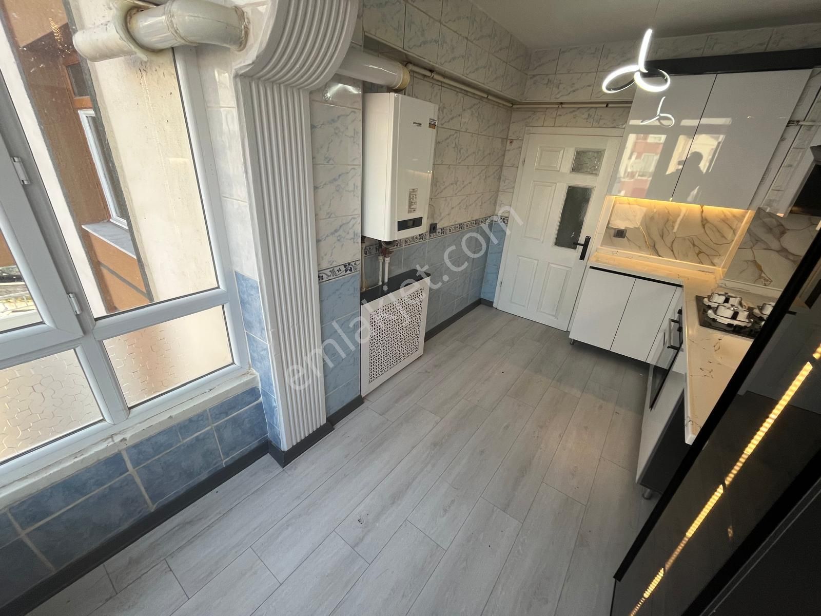 Pınarbaşı Mah"de 3+1 Ara Katta Asansörlü Full Yapılı Daire - Görsel 15