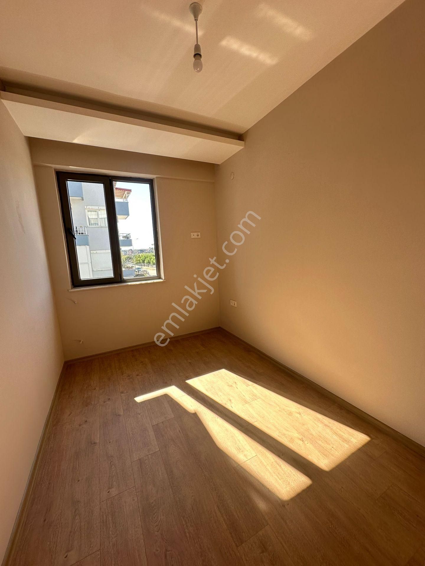 Site İçi Lüx Eşyasız Satılık Daire - Görsel 11