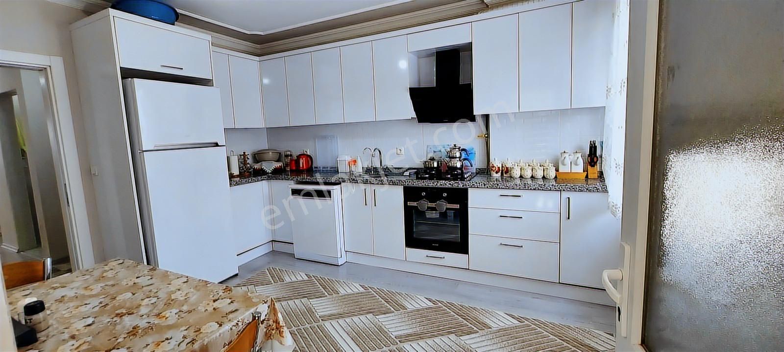 Kariyer'den Alanyurtta 3+1 Site İçi Satılık Daire - Görsel 8