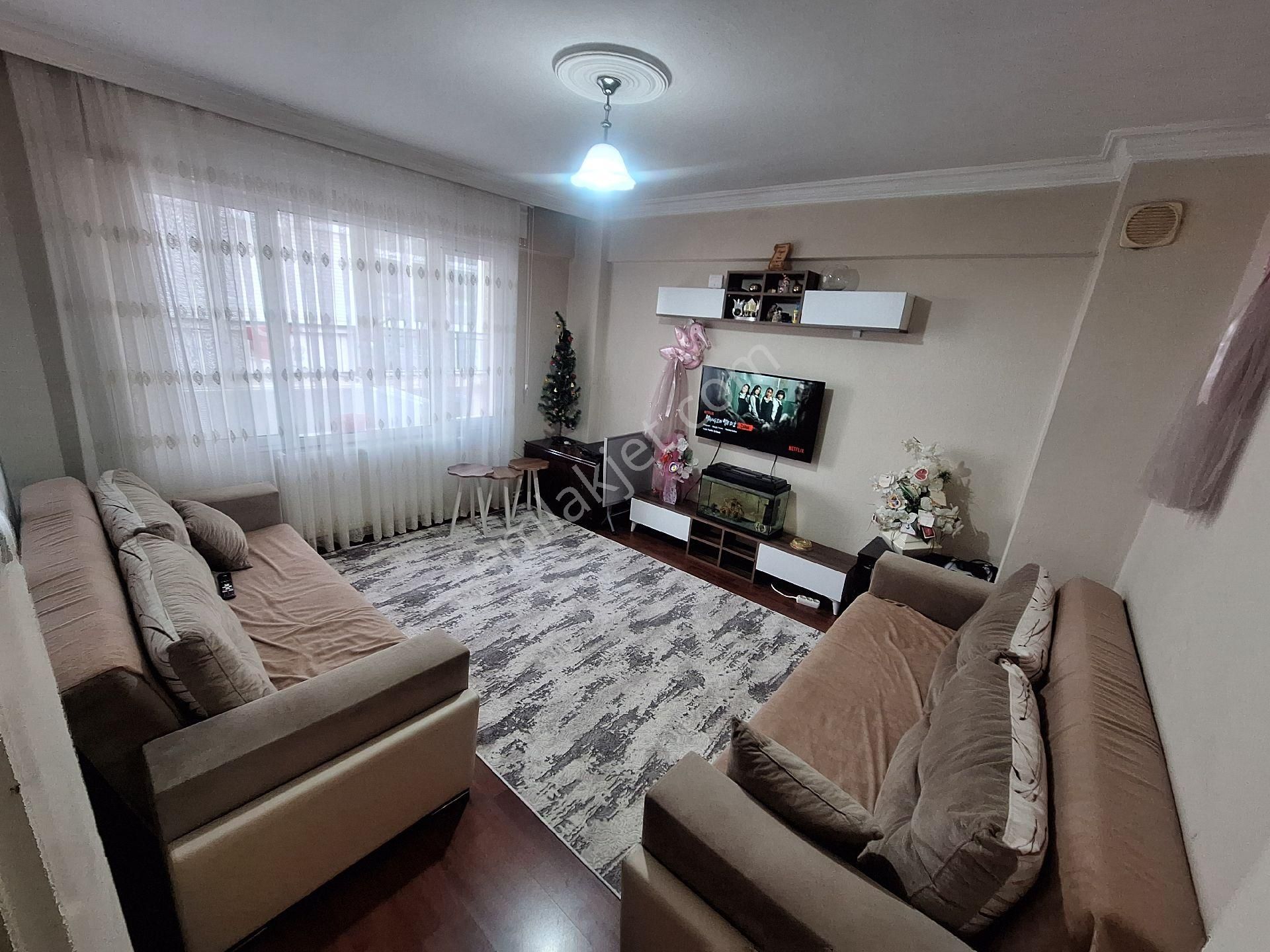 Yeşilyurt Vatan Mahallesinde 3+1 Arakat Doğalgazlı - Görsel 2