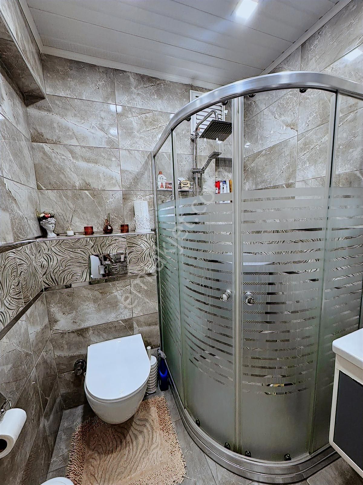 Oscar'dan Güllük'te İçi Full Yenilenmiş Balkonlu 3+1 - Görsel 18