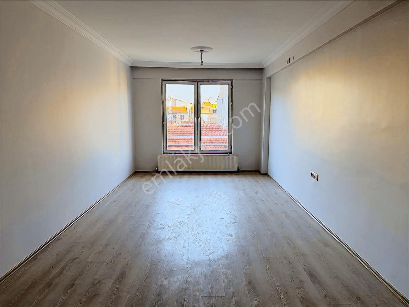 Oscar'dan Çamlıca'da Çok Geniş İki Balkonlu 2+1 Dubleks - Görsel 8