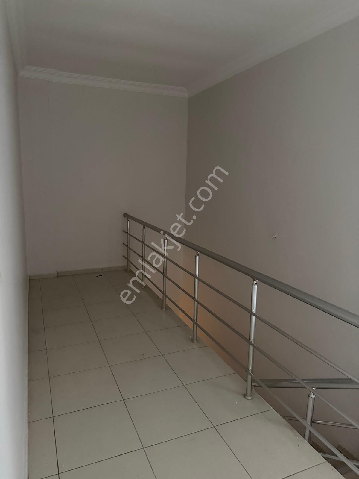 Oscar'dan Çamlıca'da Çok Geniş İki Balkonlu 2+1 Dubleks - Görsel 13